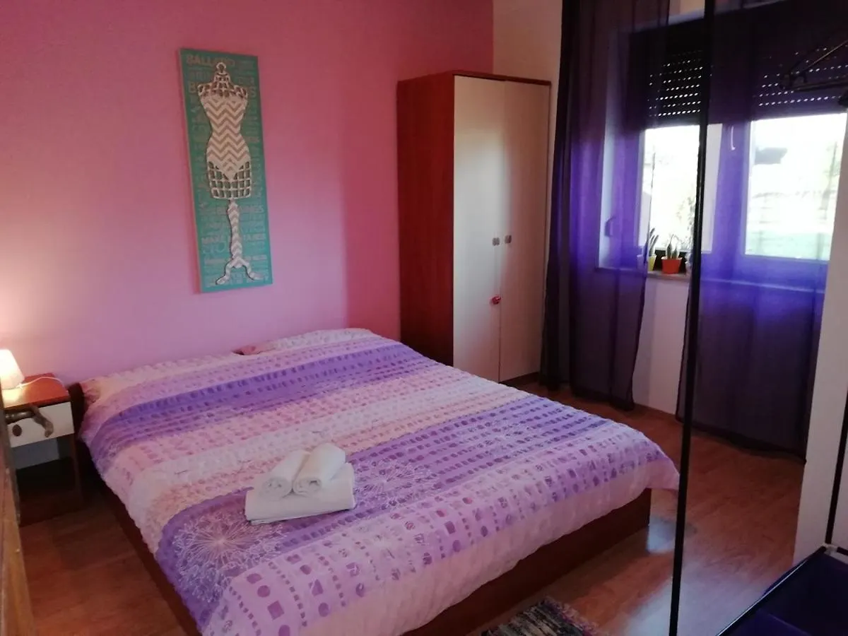 Apartments Rossa Muntić